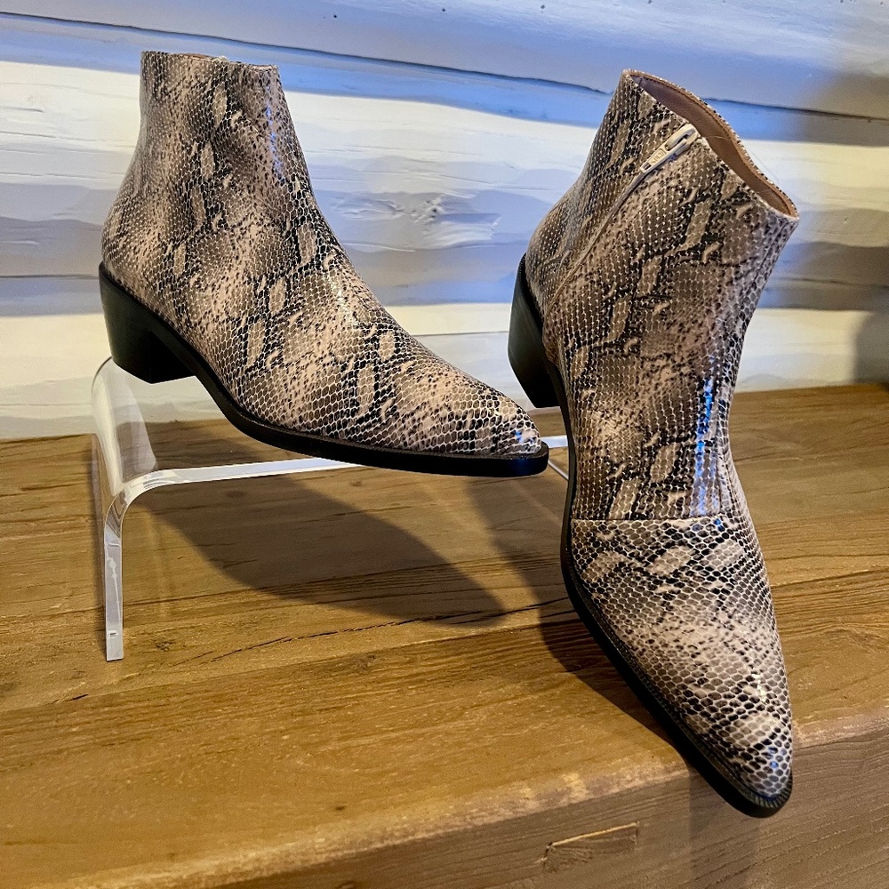 Filipa Snakeskin Boot by Huma Blanco